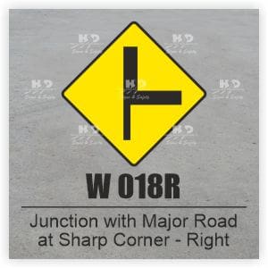 W018R - Junction with Major Road at Sharp Corner - Right